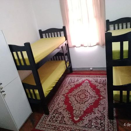 Yellow House Hostel Internacional Сан-Пауло Экстерьер фото
