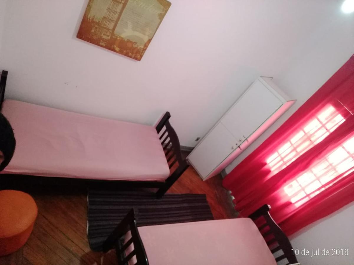 Yellow House Hostel Internacional Сан-Пауло Экстерьер фото